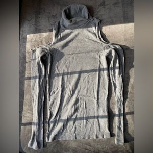 HOLLISTER TURTLE NECK LONG SLEEVE SHIRT, WOMENS, SIZE M